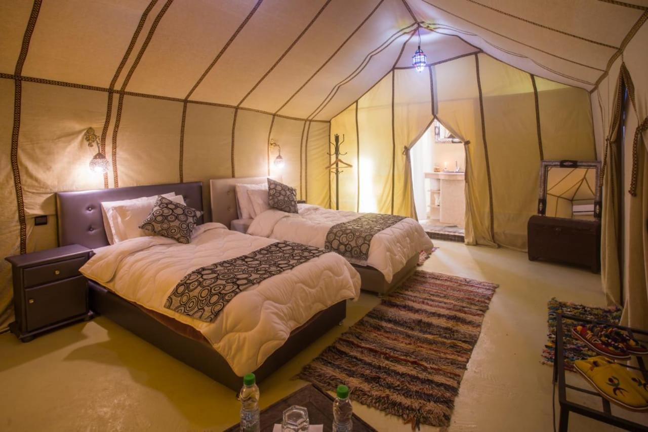 Oasis Luxury Camp Hotel Merzouga Bagian luar foto