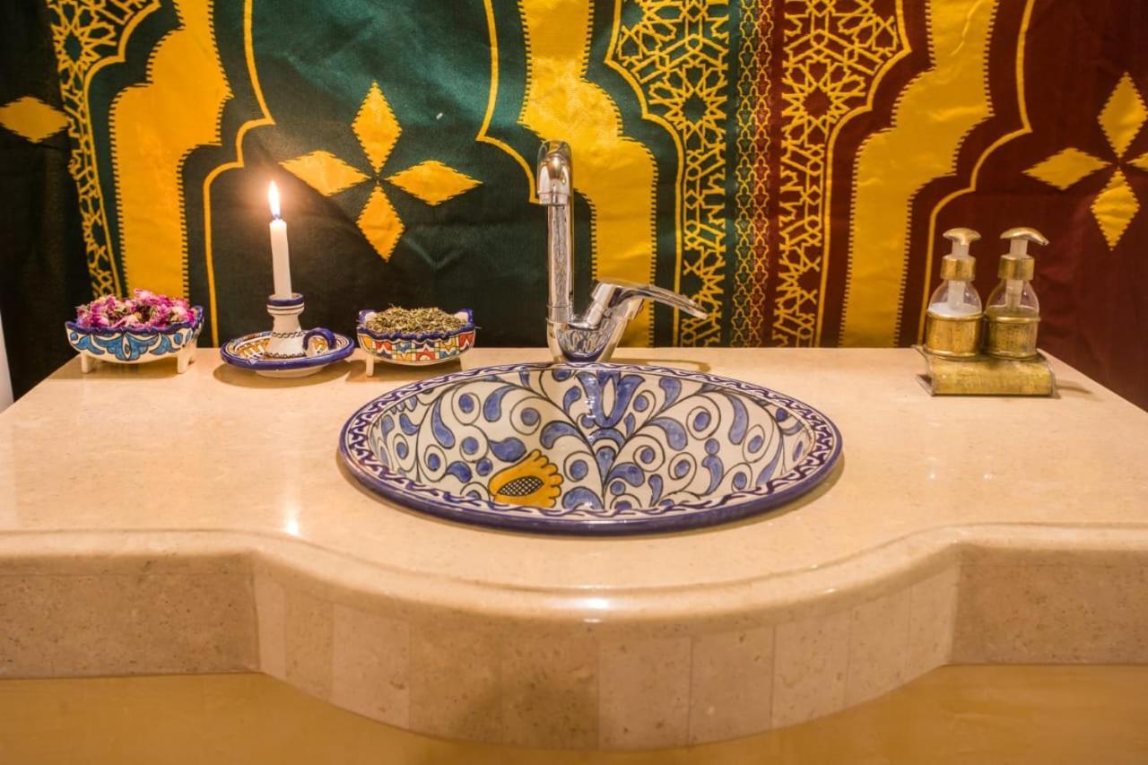 Oasis Luxury Camp Hotel Merzouga Bagian luar foto