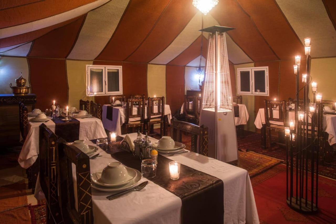 Oasis Luxury Camp Hotel Merzouga Bagian luar foto