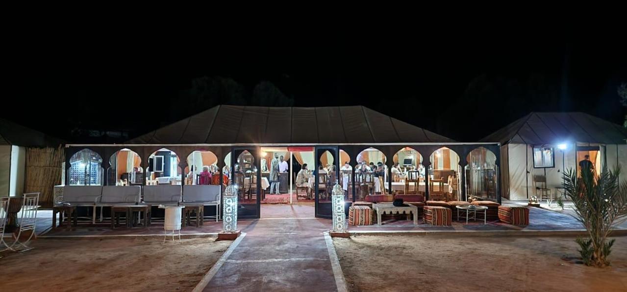 Oasis Luxury Camp Hotel Merzouga Bagian luar foto